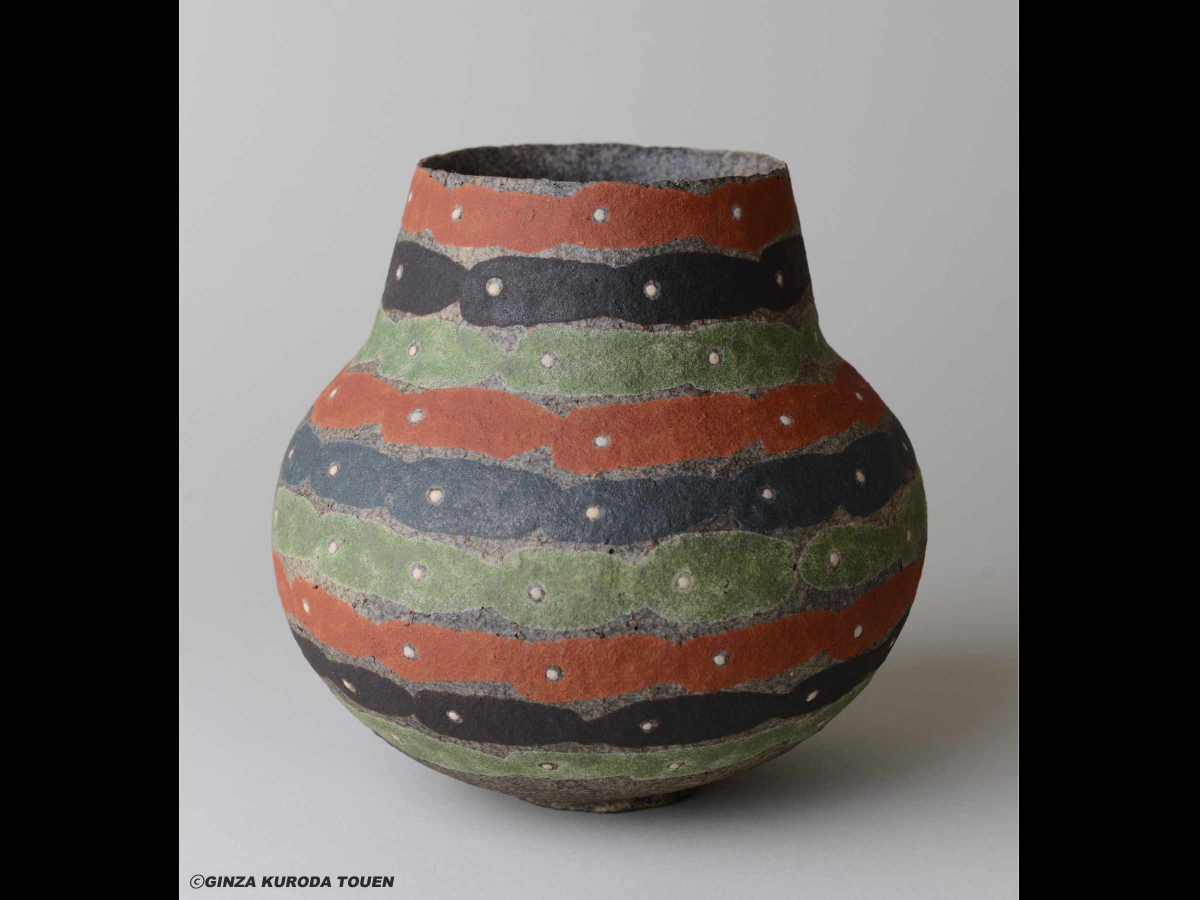Shoji Kamoda: Vase, Saishoku type